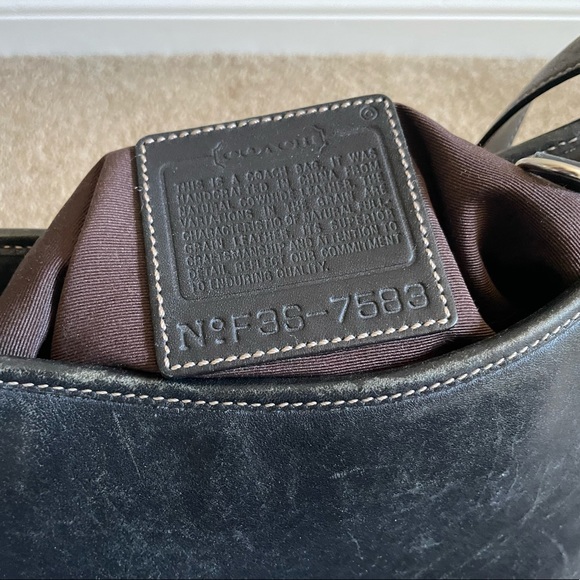 Coach vintage Hampton black leather buckle flap shoulder bag - Picture 4 of 6